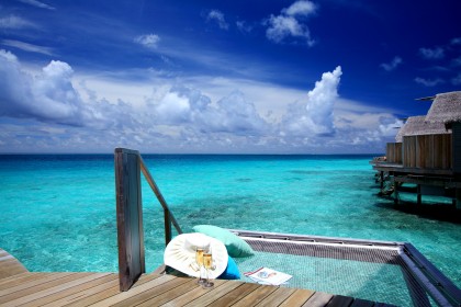 СКИДКИ до 50%, БОНУСЫ и бесплатный трансфер в Centara Ras Fushi Resort & Spa Maldives!!! - Centara Ras Fushi Resort & Spa 4*